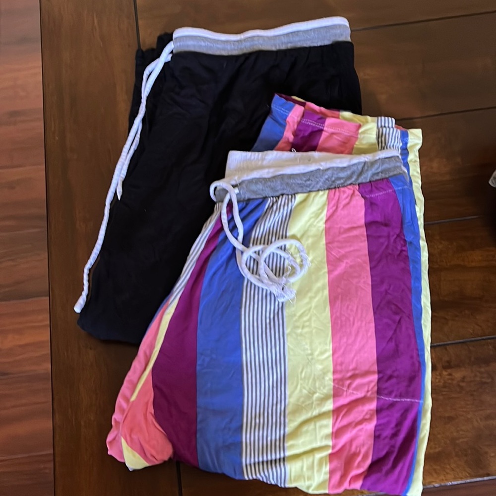 2 for $15 !  Comfy, cotton crop lounge pants size large L